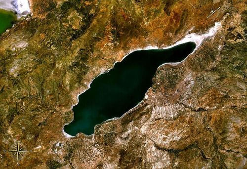 800px-Lake_Burdur_NASA